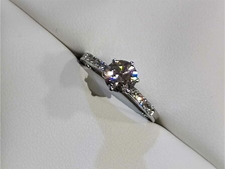 Cultivated Diamond Solitaire - 18kt Witgoud | MY CREATION